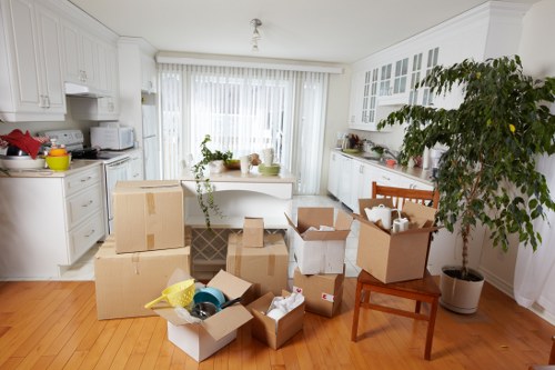 Storage pricing discussion for a compact flat in Canning Town