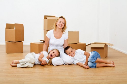 Secure mobile self storage unit for businesses in Canningtown